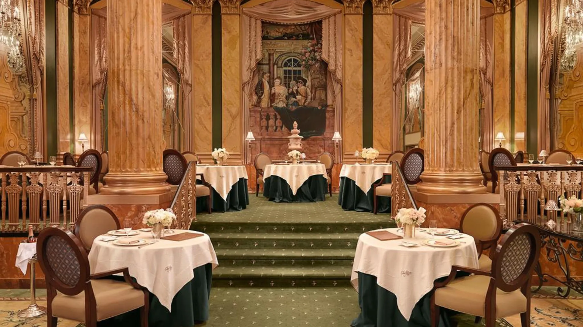Peabody Memphis Hotel 4*,