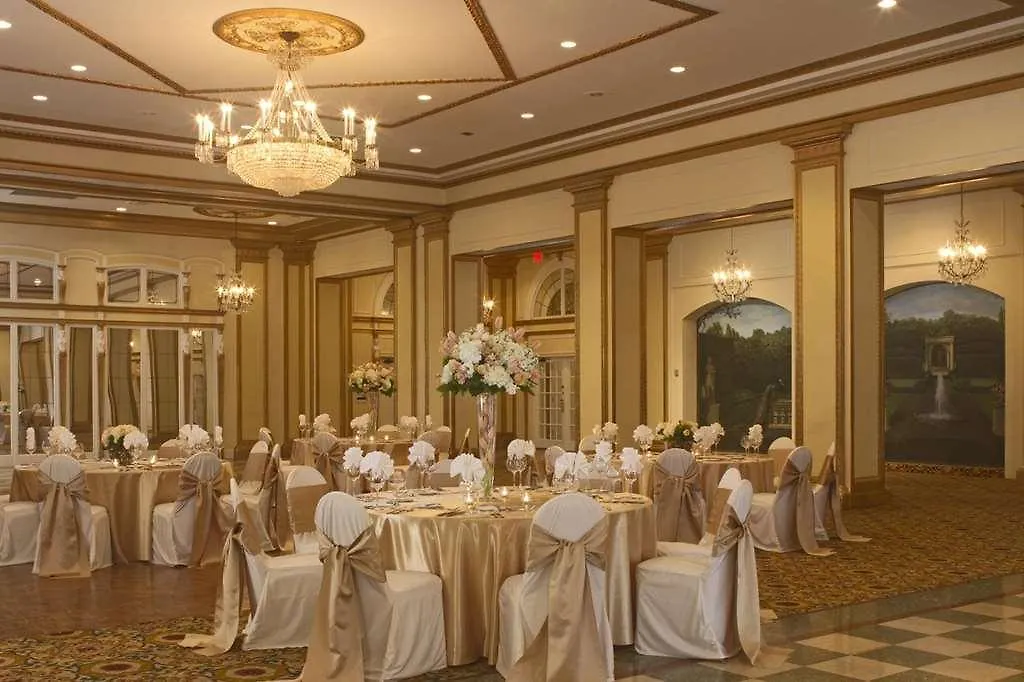 ****  Peabody Memphis Hotel United States