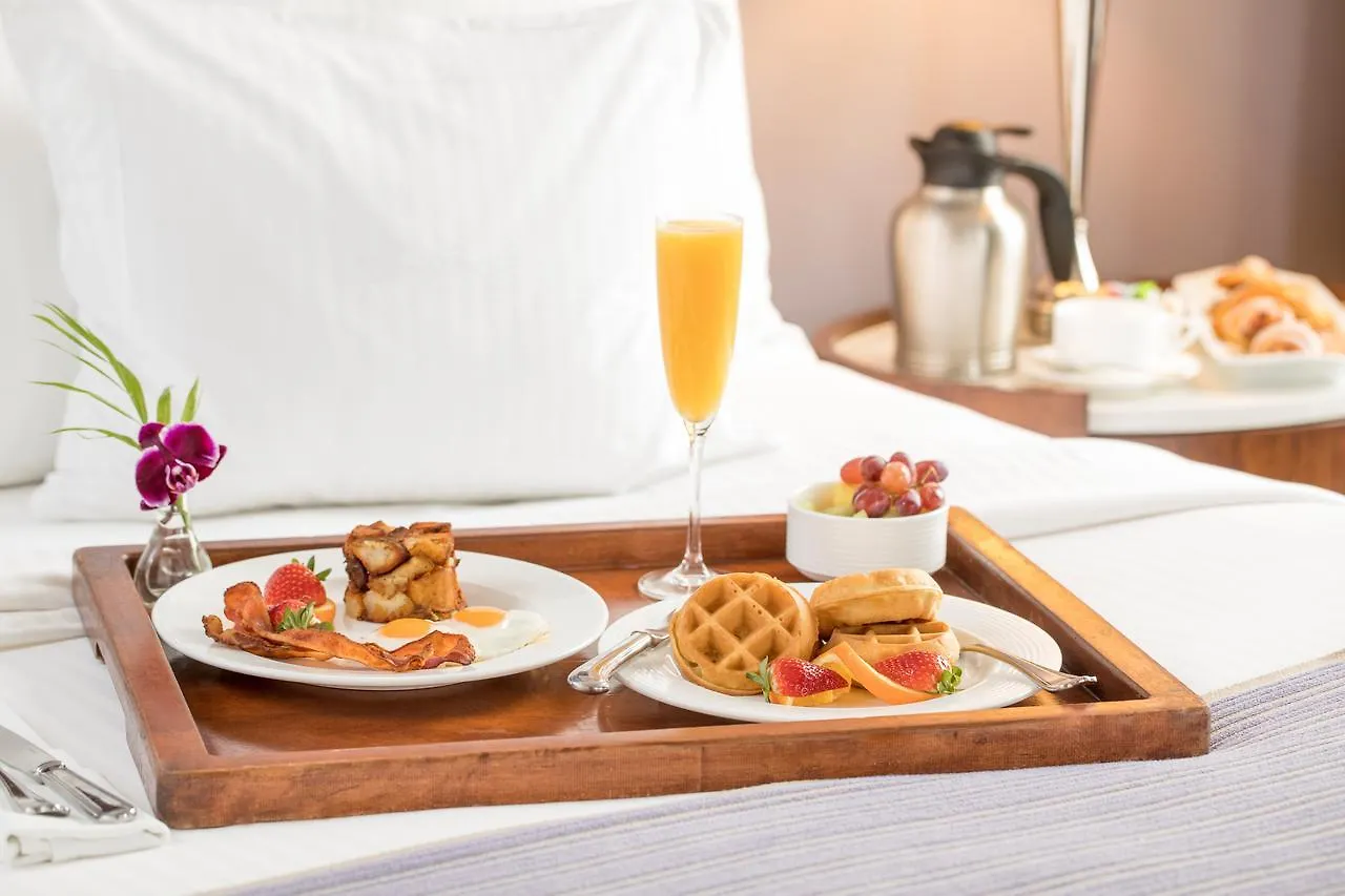 Peabody Memphis Hotel 4*,